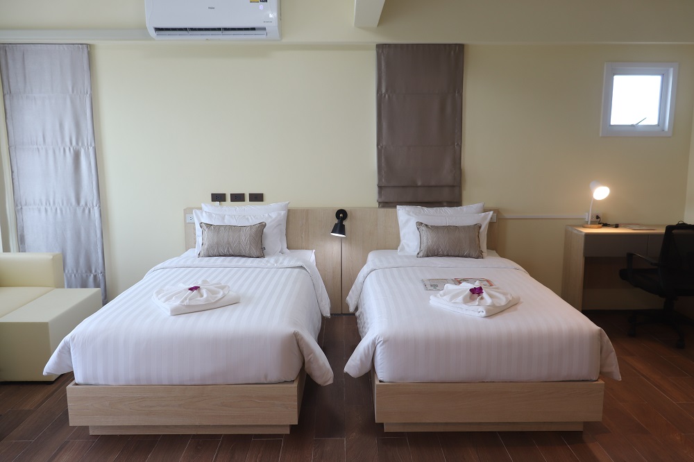 The Chiva khao yai